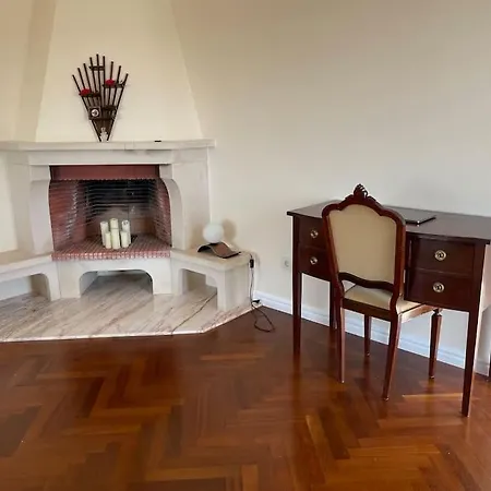 Casa Rosas * Carvoeira