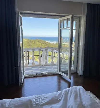 Willa Casa Rosas Carvoeira