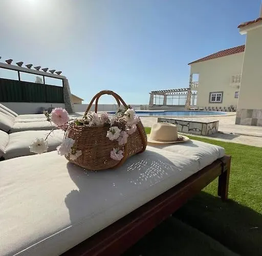 Casa Rosas * Carvoeira